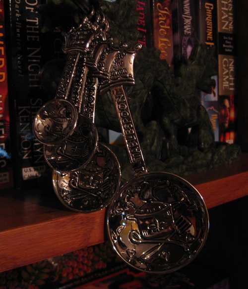 Dark Spoon