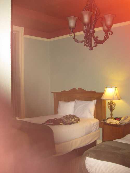 2-Ghost in Room